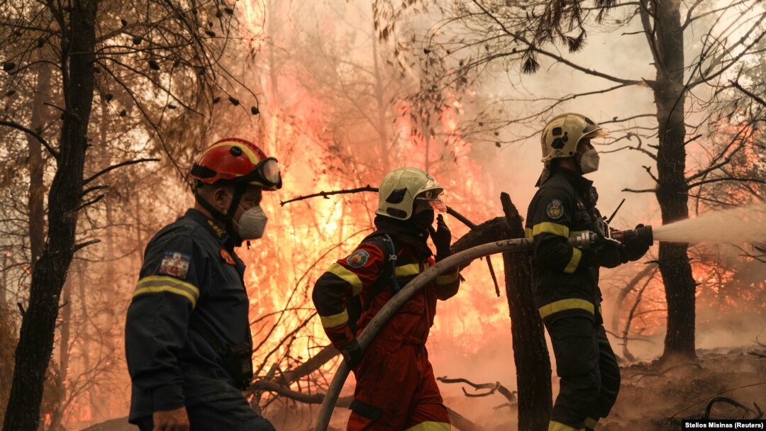 Potrivit autorităților de la Atena, Grecia trece prin mare catastrofă ecologică din ultimele decenii.