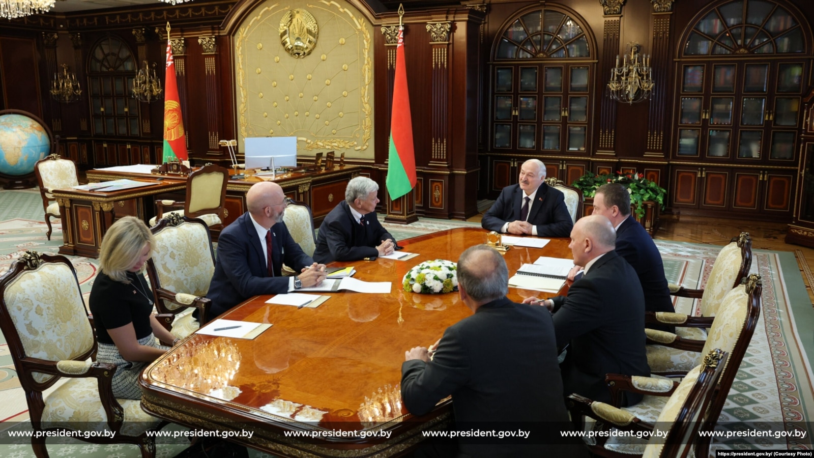 Спецпосланник Трампа Коул вновь встретился с Лукашенко