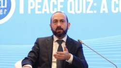 Սահմանադրությունը փոխելու շուրջ Բաքվի հետ չենք բանակցում. Արարատ Միրզոյանի արձագանքը՝ ադրբեջանցի լրագրողին