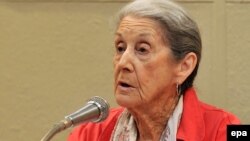 Nadine Gordimer Kubadakı Kitab Festivalında, 2010 