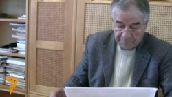 Seyran Səxavət "İynə" (Şeir)