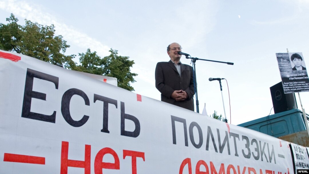 Правозащитники от митингов решили перейти к концертам