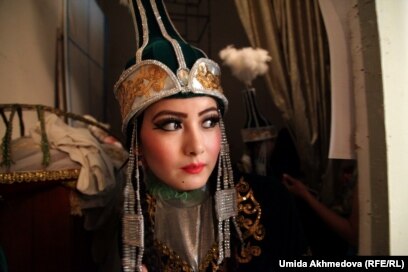 Кеште жас та, кәрі де