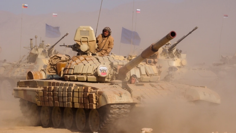 Таджикские и российские военные уничтожили "террористов" на границе с Афганистаном  