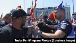 La protestul din Piața Victoriei din București, manifestanții au blocat parțial Bulevardul Kiseleff din apropierea clădirii Guvernului.