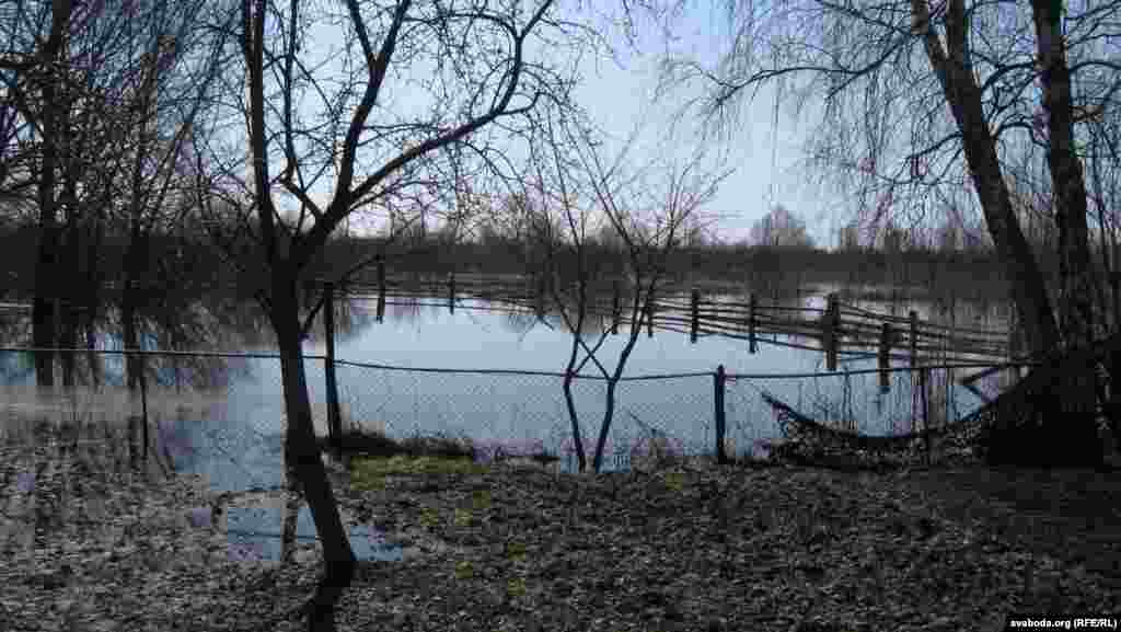 Затопленыя гароды на Зялёнай вуліцы