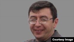 Şair və publisist Elnur As