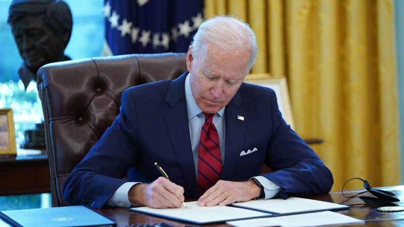 Biden shpall sanksione kundër udhëheqësve ushtarakë të Mianmarit