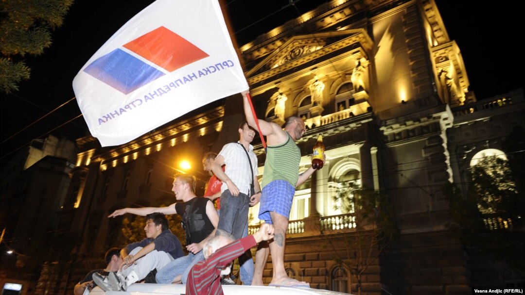 Прослава на победата на Николиќ