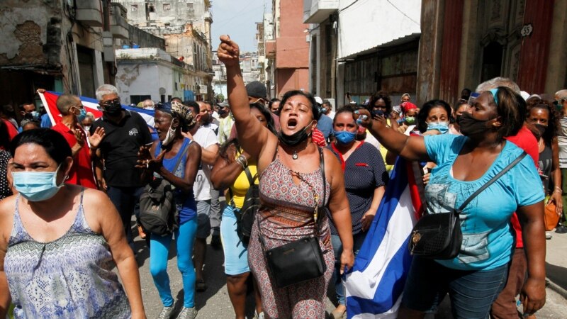 Biden poručio da SAD podržavaju kubanski narod u potraživanju slobode
