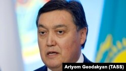 Kazakhstan's new prime minister, Asqar Mamin (file photo)