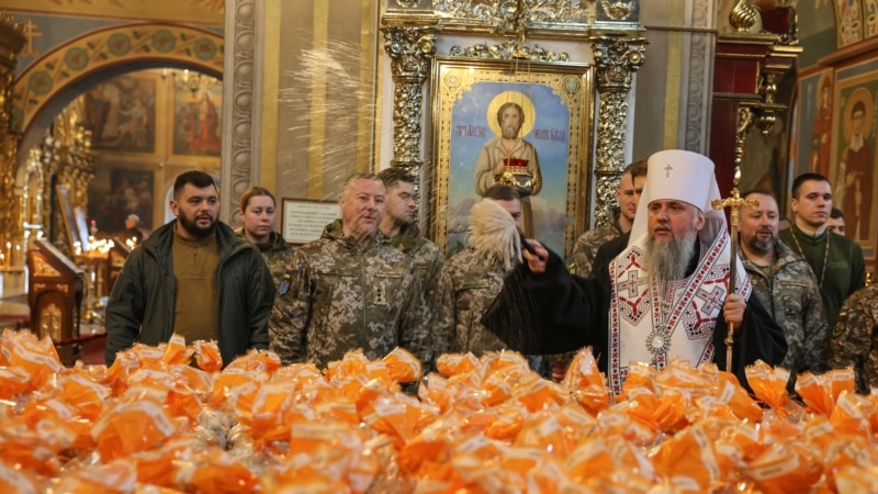 Ukraine, Russia Agree To 32-Hour Truce For Orthodox Easter