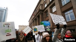 Активисты движения Fridays For Future в Латвии, архивное фото