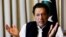 عمران خان اتهامات علیه خود را رد کرده و مدعی است که هیچ تخلفی مرتکب نشده است