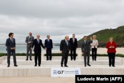 Главы стран-членов Большой семерки и Евросоюза перед началом саммита G-7 в Великобритании 11 июня 2021 года