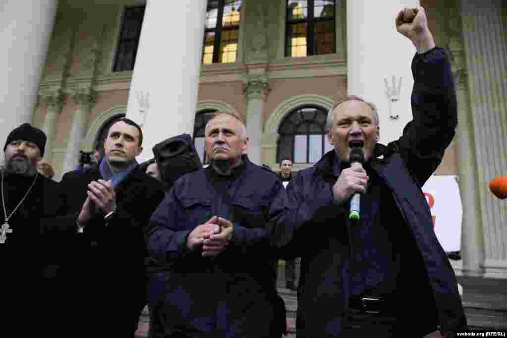 &quot;Беларусь ұлттық конгресі&quot; жетекшісі Николай Статкевич жақтастарын қазанның 20-сы күні &quot;Ашулы беларустар шеруі 2.0&quot; акциясына шығуға шақырды.