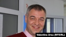 Deputatul neafiliat Octavin Țîcu în redacția Europei Libere, Chișinău, martie 2021.