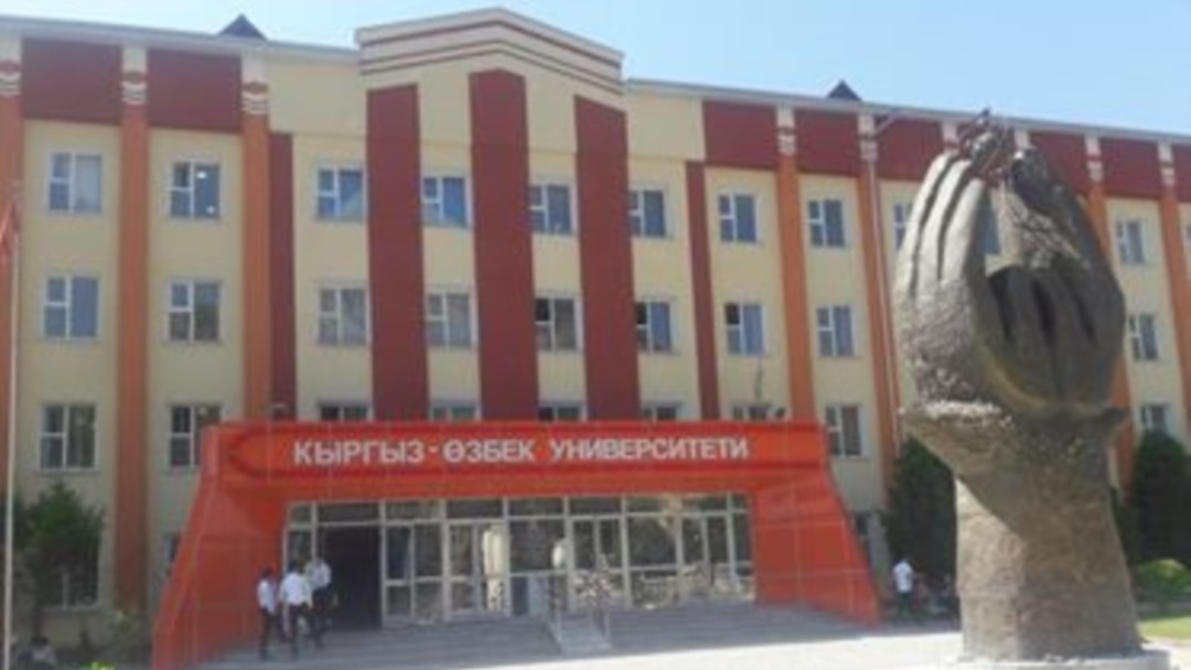 Дикті өкшемен таптау