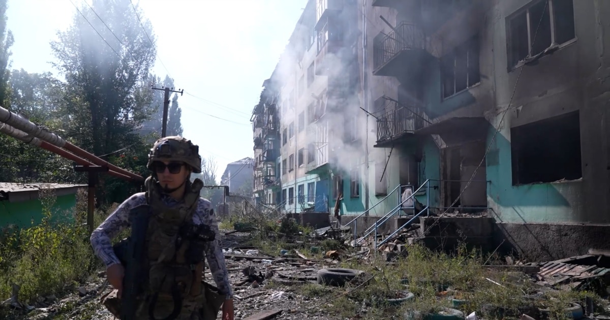 Ukrainian Soldiers Brave Russian Drones On Trek To Frontline Settlements