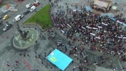 На майдані Незалежності в Києві відбувся вечір-реквієм до Дня пам'яті жертв депортації кримських татар (відео)