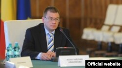 Mihai Răzvan Ungureanu