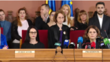 Ieșirea publică a judecătoarei Raluca Moroșanu de la Curtea de Apel București a amplificat dezbaterea cu privire la problemele din Justiție. Peste 500 de foști și actuali magistrați reclamă presiuni din sistem.