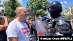 Žandarmerija razbija blokadu u Beogradu, 30. jun 2025.