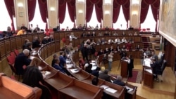 Փոխադարձ մեղադրանքներ՝ ԱԺ ընտրություններից առաջ Գյումրիի ավագանու վերջին նիստում
