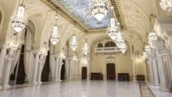 În timpul Războiului de Independență, Elisabeta, soția lui Carol I, a făcut la Cotroceni un spital militar. Cotrocenii au fost casa lui Ferdinand I și a Mariei, ocupată de nemți în WWI. Biserica lui Vodă Cantacuzino, demolată de Ceaușescu, a fost restaurată după 1989. 