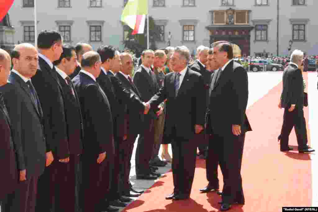 Раисиҷумҳури Австрия Ҳайнз Фишер бо ҳайати давлатии Тоҷикистон ошно мешавад.