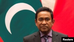 Ish-presidenti i Maldives, Abdulla Yameen Abdul Gayoom, është duke e kryer një dënim me 11 vjet burgim.