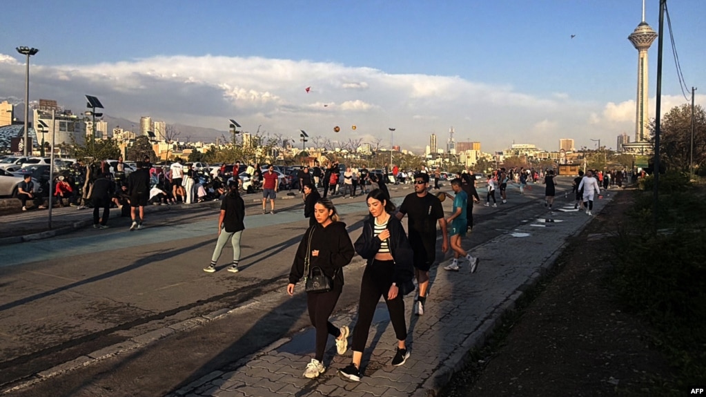 پارک پردیسان تهران، ۱۶ فروردین