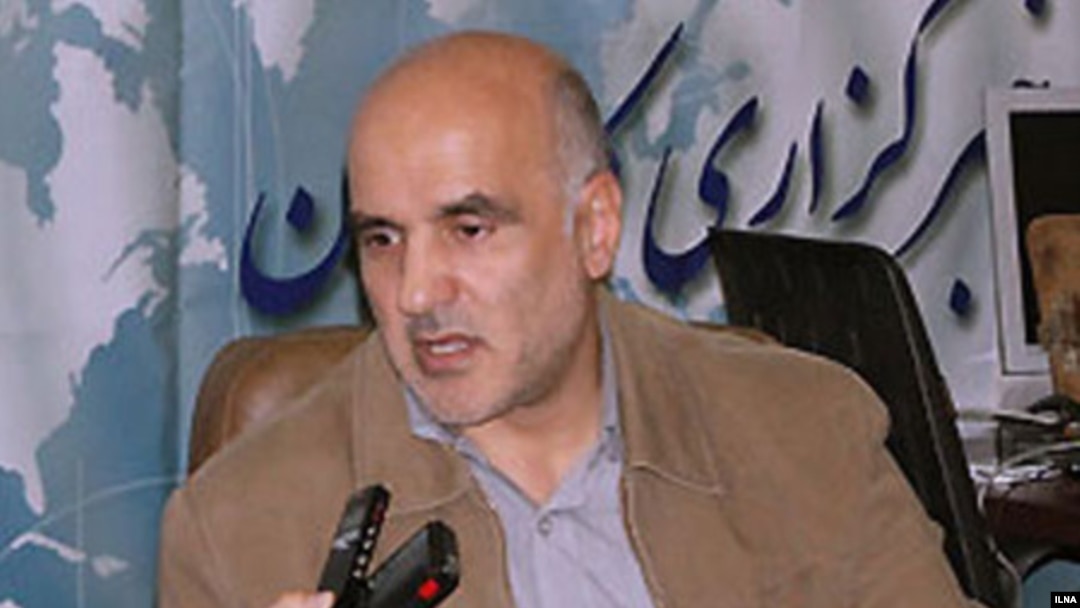 یدالله صادقی، رئیس سازمان صنعت، معدن و تجارت استان تهران که به دنبال درگیری با معاون بازرسی خود مورد اصابت گلوله قرار گرفته‌است.