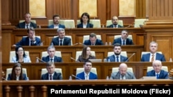 Echipa guvernamentală propusă de Alexandru Munteanu, la ședința Parlamentului din 31 octombrie 2025