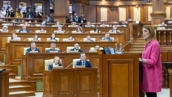 Președinta Parlamentului European, Roberta Metsola, rostind un discurs în fața deputaților moldoveni, Chișinău, 7 noiembrie 2025