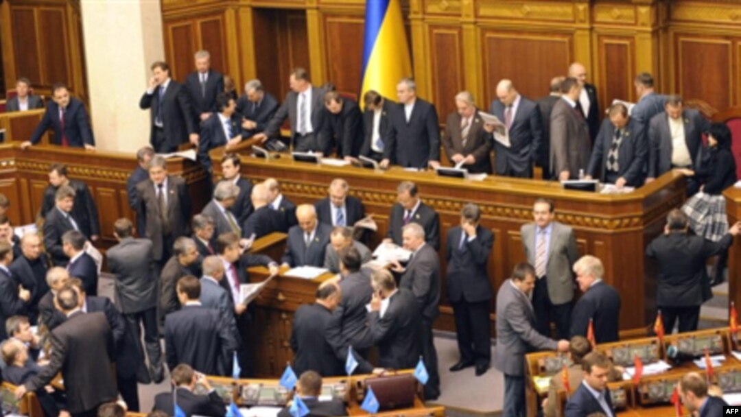 Оппозиционная Партия регионов выступила против принятия антикризисного законопроекта