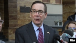 Американскиот амбасадор Џес Бејли 