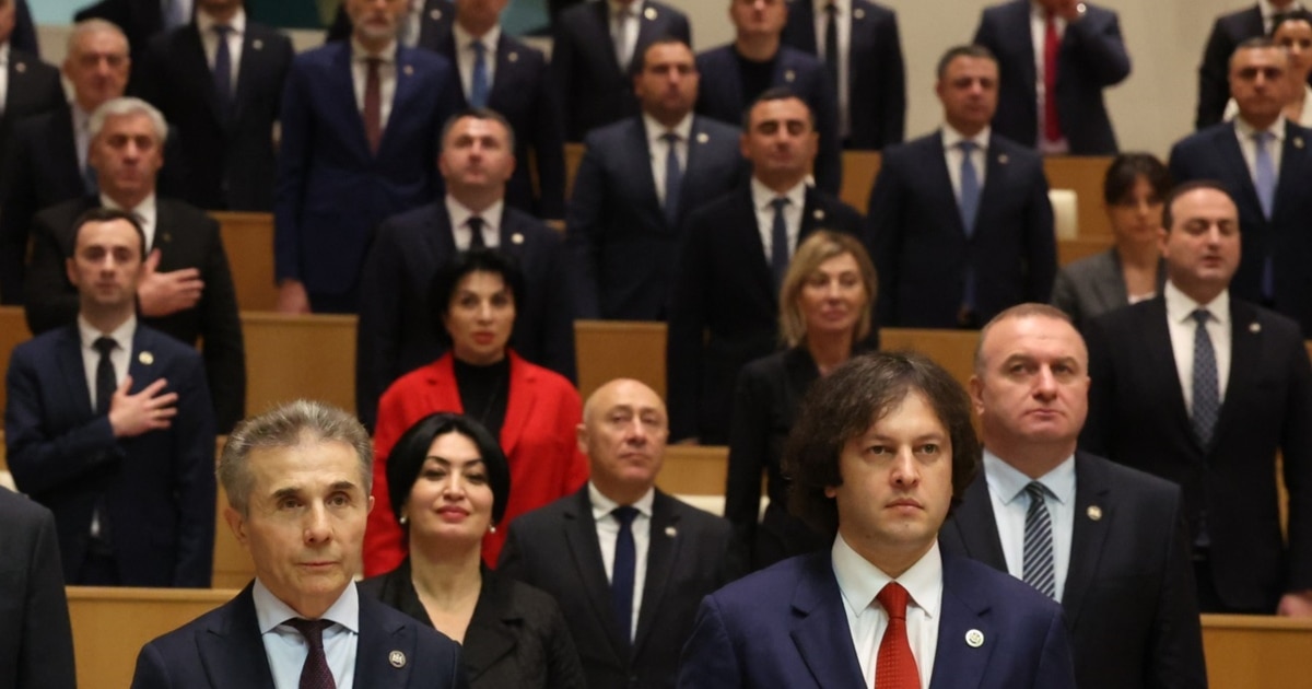„ქართული ოცნება“ პარლამენტის პირველი სხდომის გამართვაში პრეზიდენტის როლს ამცირებს