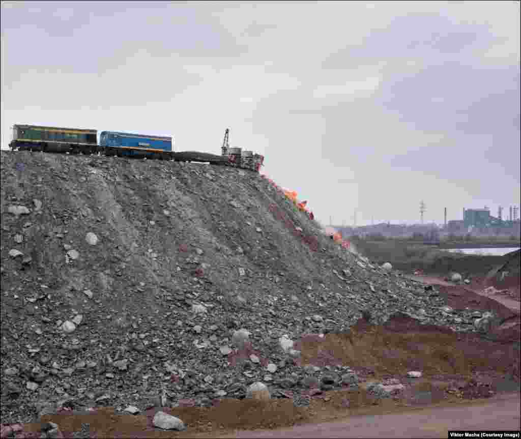 Dumping of slag in Nikopol, Ukraine. As new technology replaces workers, employment in heavy industry has been shrinking fast. A former steelworker in the United States said in a recent interview, &quot;in the [1970s], it took 10 workers to make a ton of steel; now it takes one.&rdquo;