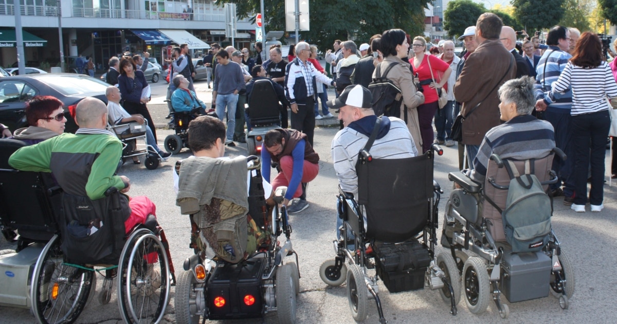 Invaliditet Uz invaliditet u BiH ide i siromaštvo