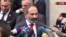 Премьер-министр Армении Никол Пашинян во время беседе с журналистами, Ереван, 21 мая 2018 г.