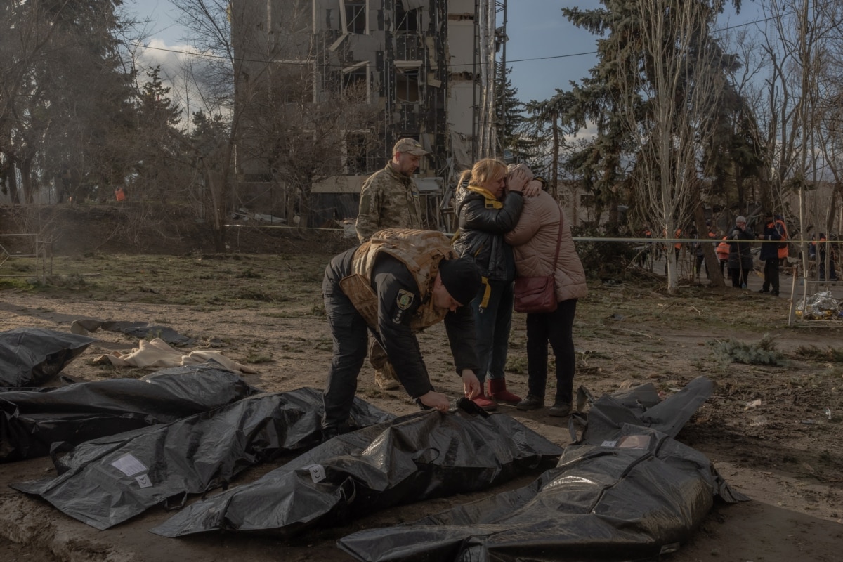 Убиті цивільні, внаслідок російської ракетної атаки по Ізюму. Харківщина. Україна, 4 лютого 2025 року