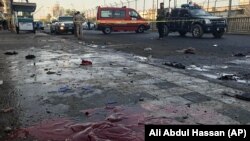 Yragyň howpsuzlyk güýçleri partlamanyň bolan ýerini derňeýärler.