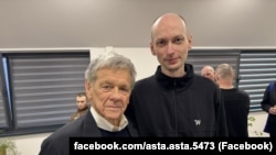 Джон Коўл і Эдуард Пальчыс