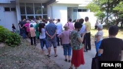 Red za vakcinaciju protiv korona virusa u Mostaru, 12. jun 