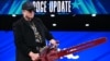 Илон Маск с бензопилой, 20 февраля 2025 года