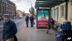 Poster s liderkom socijaldemokrata Vilijom Blinkevičiute.