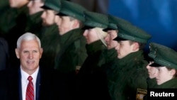 ABŞ-nyň wise-prezidenti Maýk Pens Mýunhene geldi.