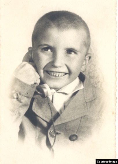 Сперматозоидпен жабылған жетілген әйелдердің порнофотосуреттері