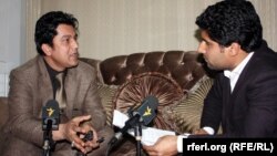 داکتر احمد شاه وحید معین وزارت فواید عامه در مصاحبه با خبرنگار رادیو آزادی جمشید حبیب زاده